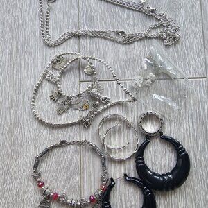 7 Piece Silver Toned Costume Jewlery